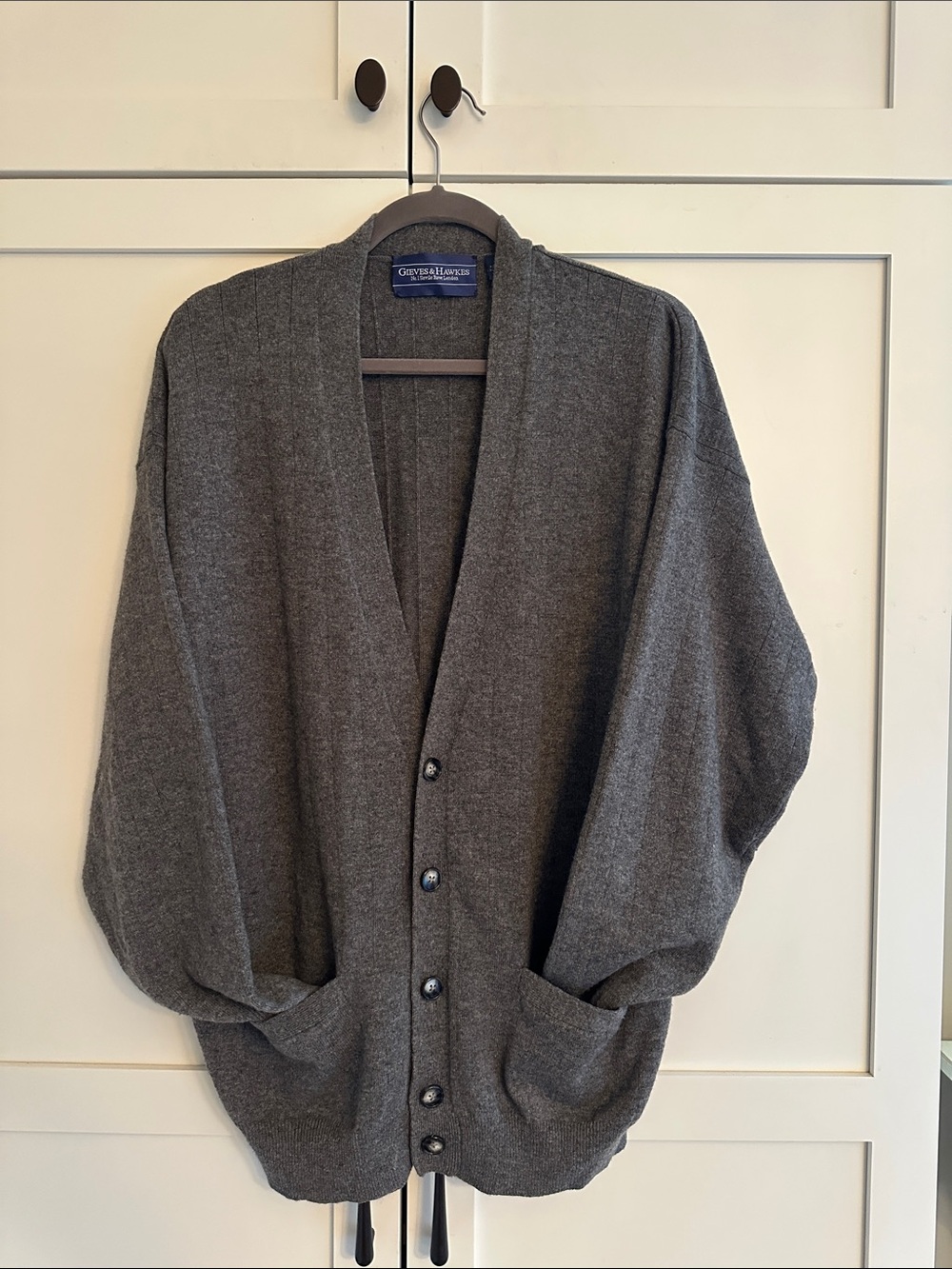 GIEVES & HAWKES 100% CASHMERE CARDIGAN -MSRP $700.00